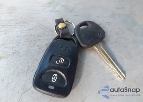 2008 Hyundai Santa Fe Gls z USA, uszkodzony, nr VIN 5NMSG13D58H182007